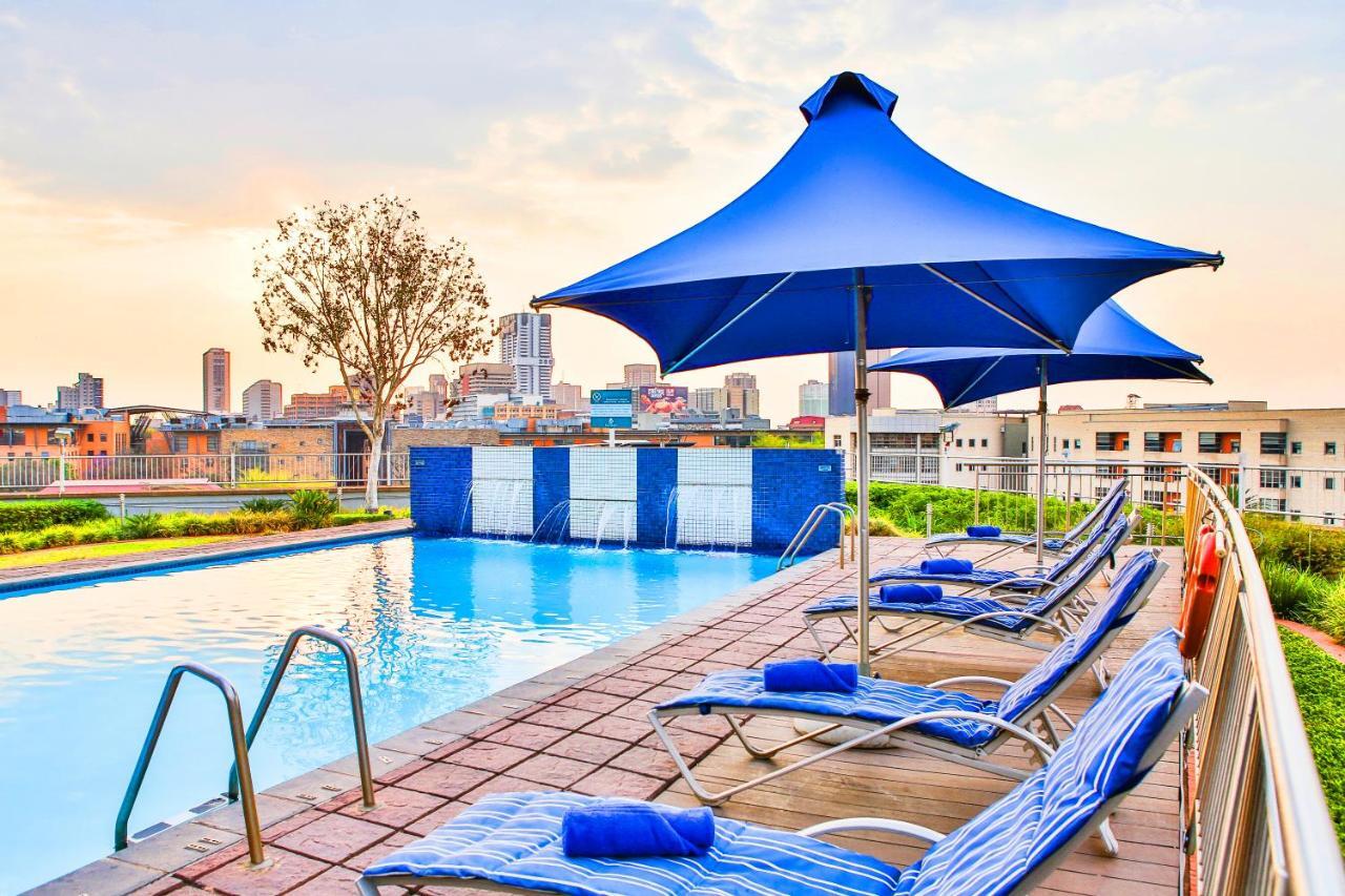 Rh Hotel Pretoria-Noord Exteriör bild