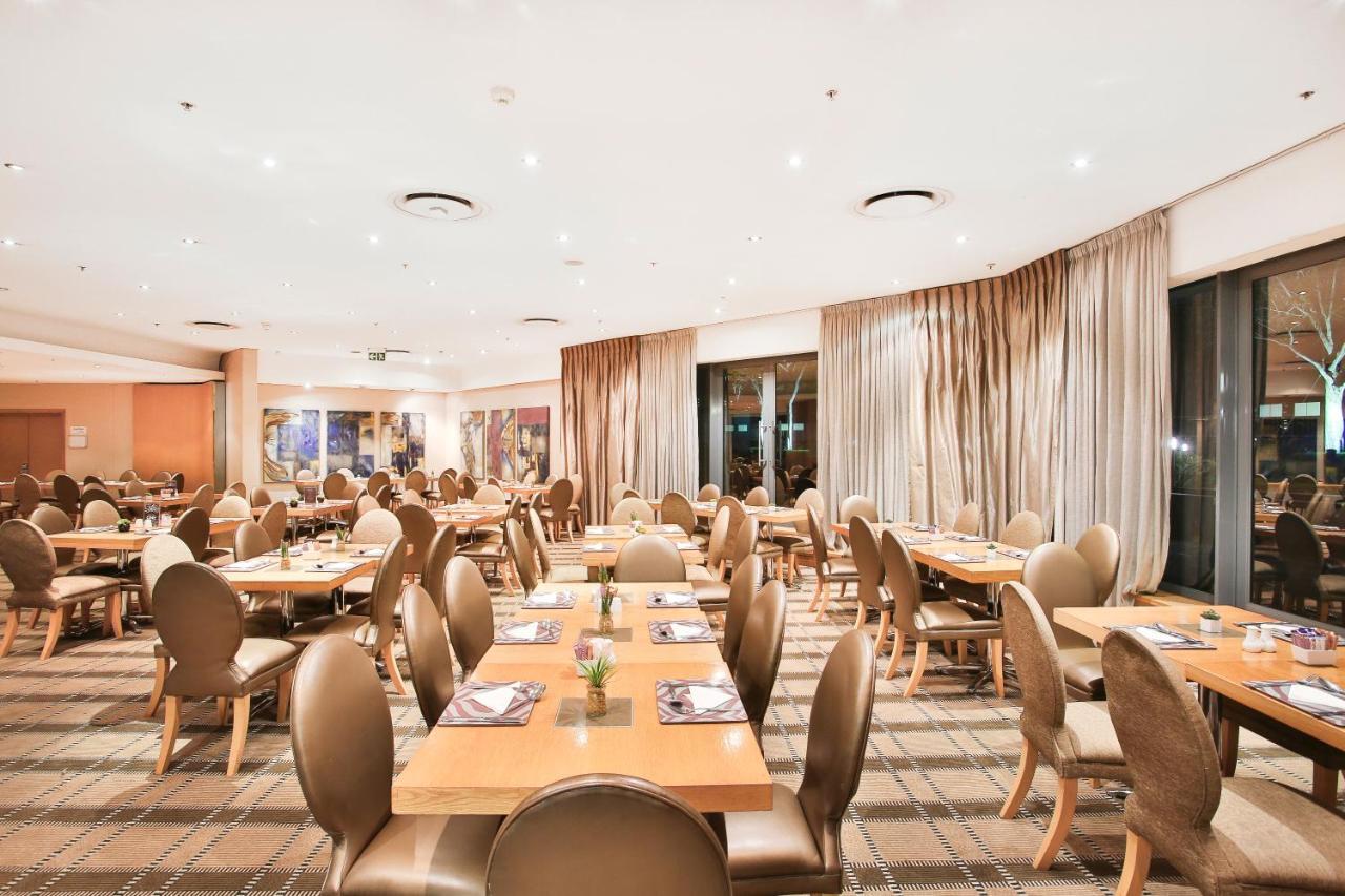 Rh Hotel Pretoria-Noord Exteriör bild