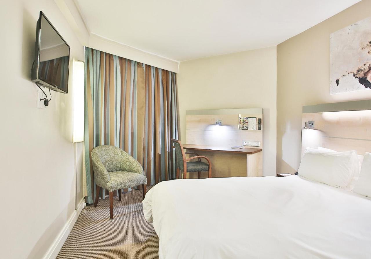 Rh Hotel Pretoria-Noord Exteriör bild